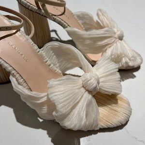 Loeffler Randall Camellia Bow heels - white size 8